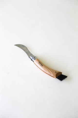 Mushroom knife